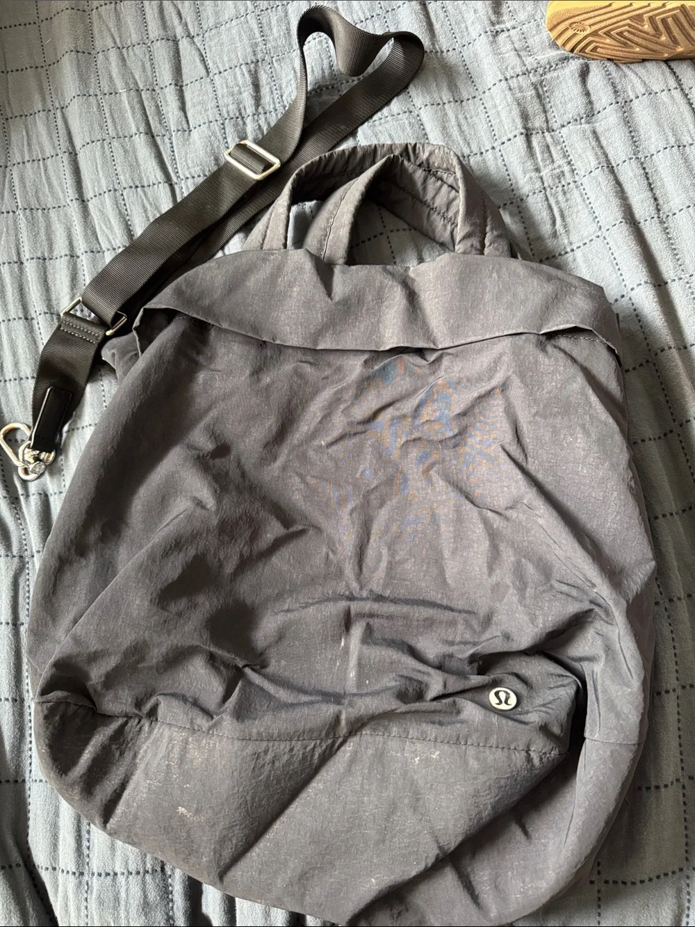 lululemon athletica womens Black Convertible Tote-Backpack